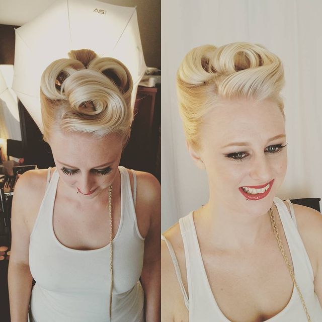 2.Classic French Updo Hairstyle